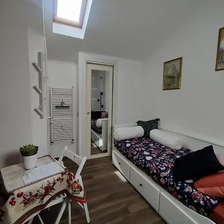 A Casa Di Ross * 밀라노