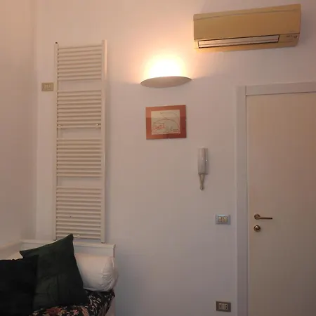 아파트 A Casa Di Ross 밀라노